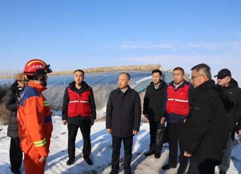 新疆察布查尔县4.2级地震后 各部门迅速行动保障群众安全