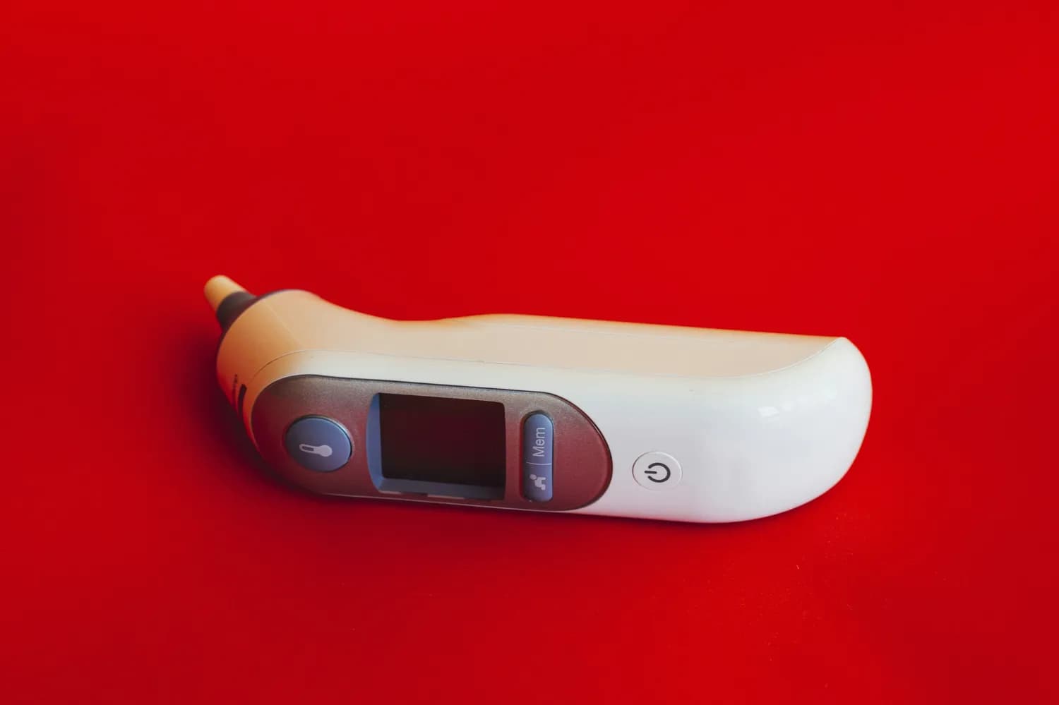 冬季宝宝发烧护理指南：物理降温+合理用药双管齐下
