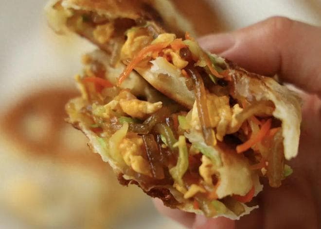 吃一次就念念不忘的早餐饼！4种食材做馅料，营养丰富口感棒！