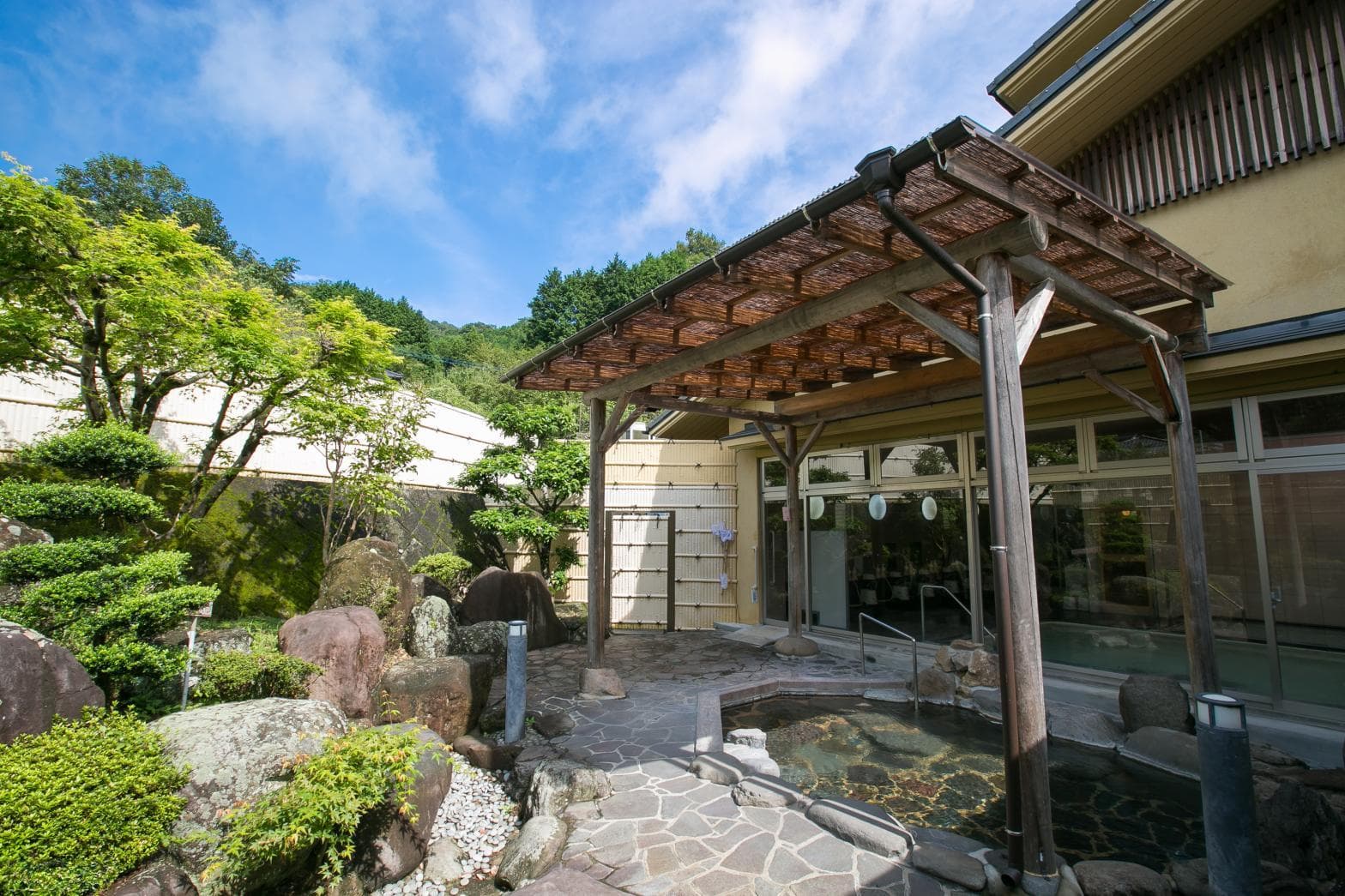 福冈温泉一日游：12处特色温泉设施全攻略