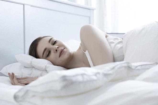 孕期总是睡不好？不同阶段睡觉姿势其实各有讲究！