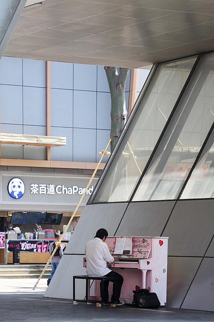深圳华强北：电子天堂里的城市传奇