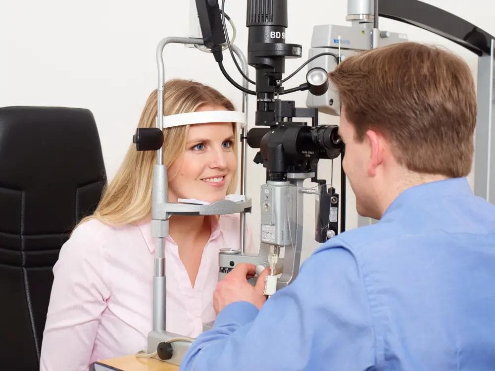 在现代社会中保持眼睛健康明亮的重要秘诀