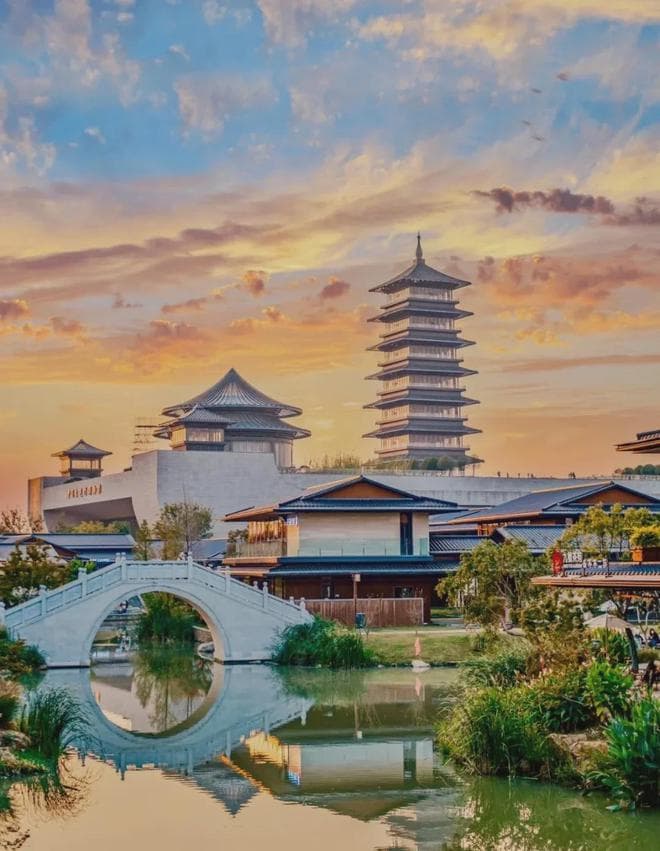 春日慢游指南：最适合银发族的三大旅行城市
