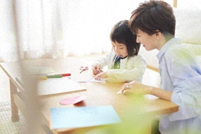 妈妈和14岁儿子关系很差怎么办