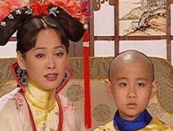 清朝时期为何会出现后宫干政的情况？有何影响?