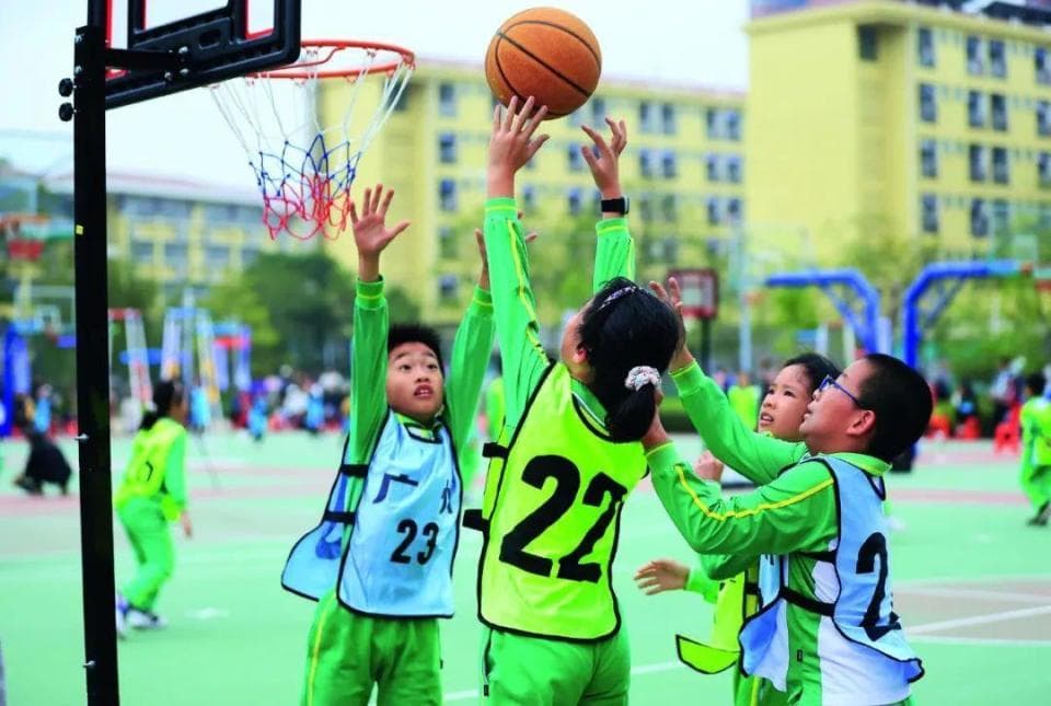 广东广州市实施学校体育诊断提升项目，助力学生健康成长