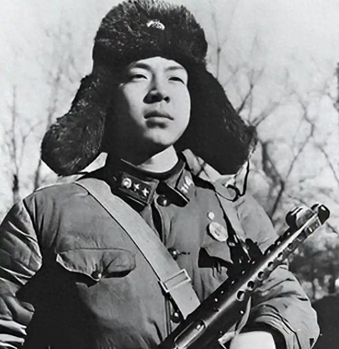 1962年雷锋因公受伤，当时为何没救活？战友“藏”了41年说出细节