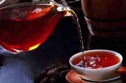 熟普洱茶泡出来发酸的原因是什么？