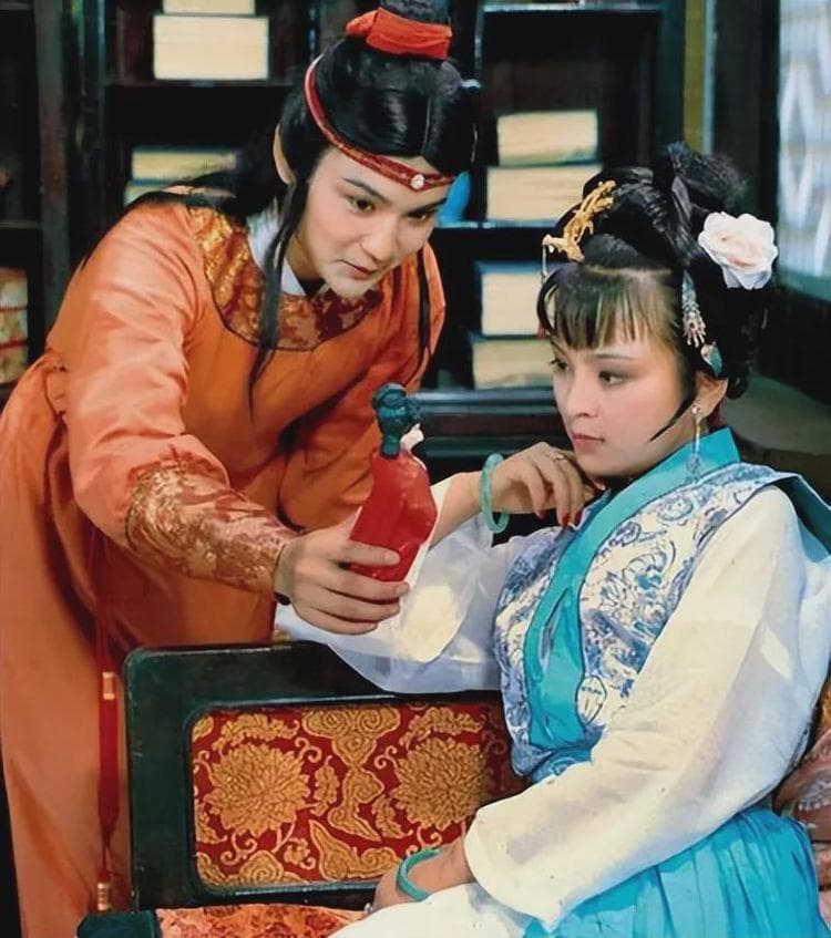 红楼梦：从脂砚斋批语里的蛛丝马迹，破解贾府四春之命运结局