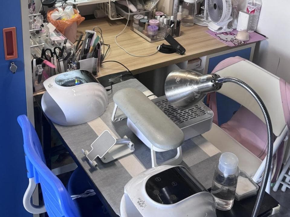 大学生搞钱新思路：宿舍开店，轻松月入上千