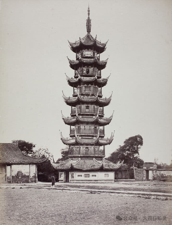 上海旧影：1850-1937，龙华寺与龙华塔