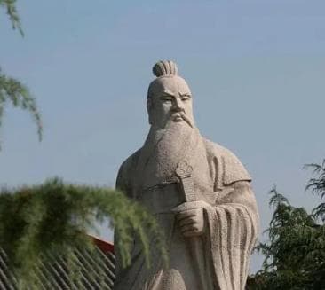 三国演义与三国志中曹操形象的对比与罗贯中的创作意图