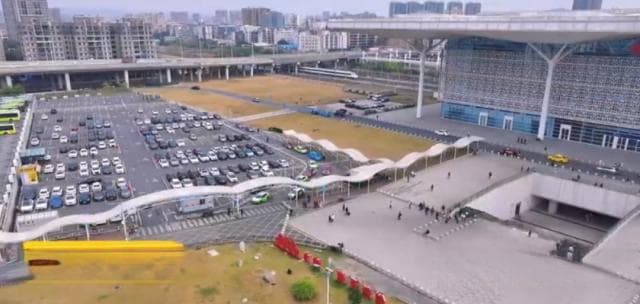 广州北站春运出行攻略：东西广场功能与进站方式全解析