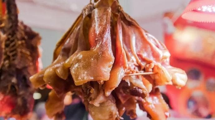 江南美食中的一个奇葩：猪头肉的文化与风味