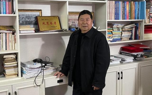 大山深处的互助养老：一位退休干部的13年坚守