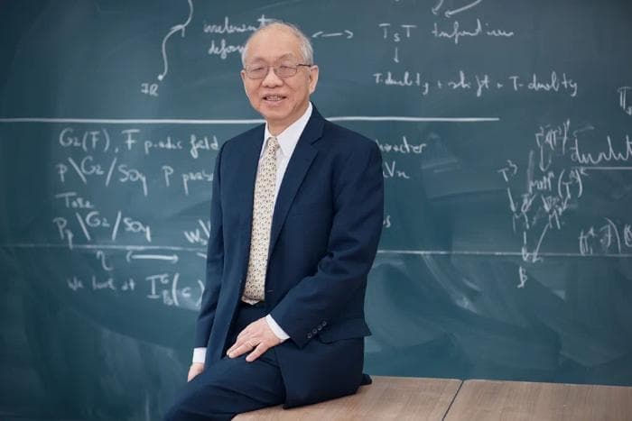 数学大家丘成桐主编的科普读物，中国应该培养文理兼修的人才！