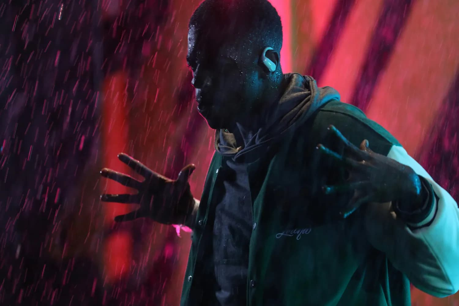 Eminem VMA炸场，《Houdini》爆红背后的社会深意