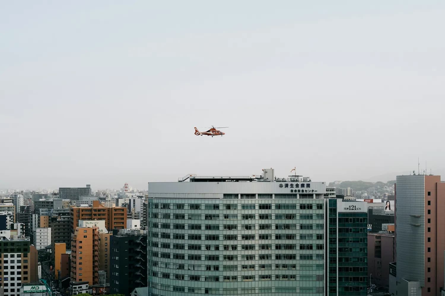 美团无人机在深圳：低空经济如何改变城市生活？
