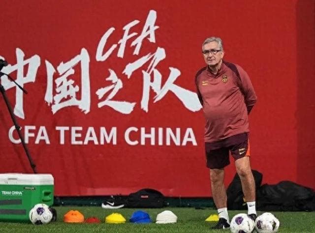 国足归化球员退潮，伊万更青睐年轻本土球员