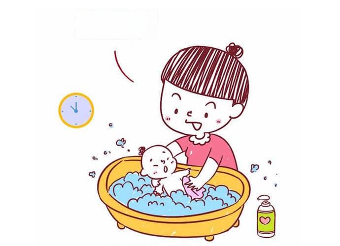 宝宝洗澡注意事项及正确姿势