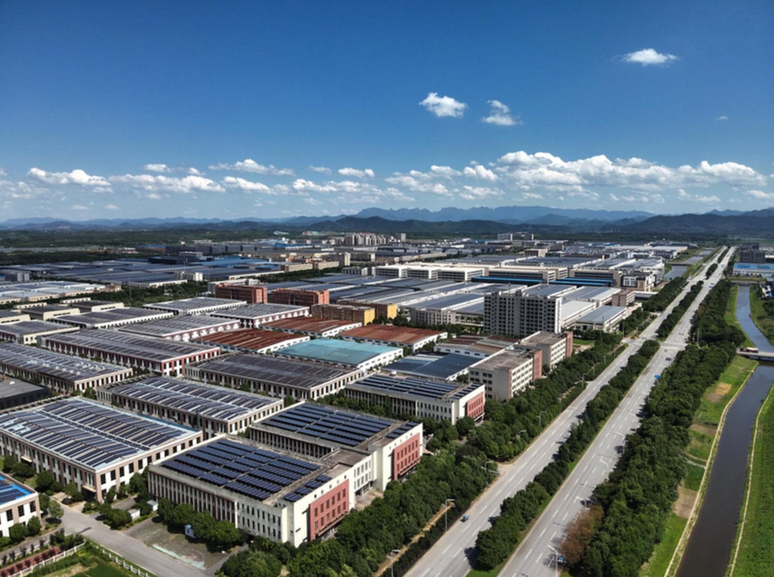 皖江之滨崛起产业新城：江南集中区的十年发展之路