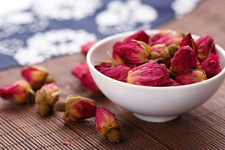玫瑰花茶跟月季花茶如何区别（功效有什么不同）