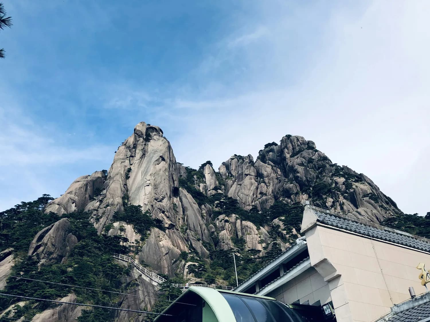 黄山旅游新玩法：打卡网红景点！
