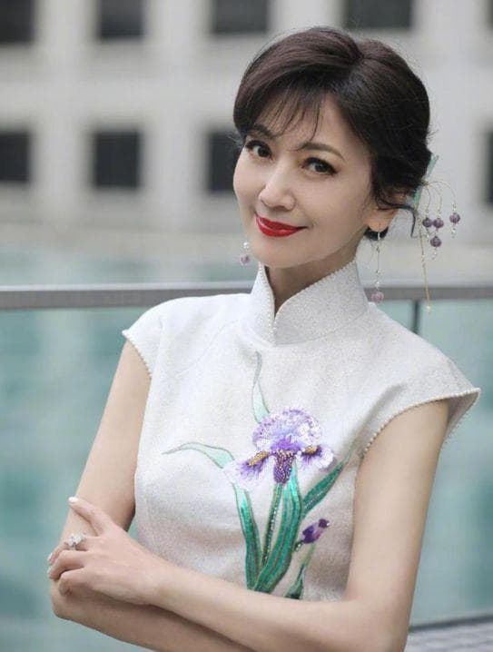 赵雅芝72岁生日美照曝光，优雅依旧