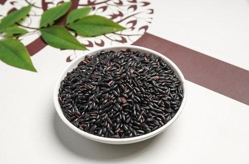黑米熬粥前用泡吗？5种黑米粥的做法与功效