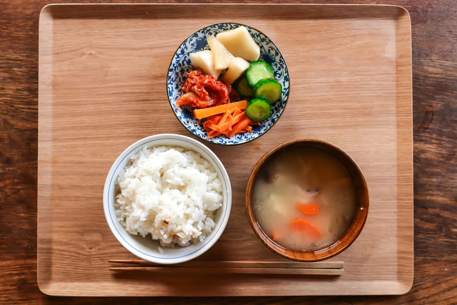 从流质到软食：拔智齿后1-2周饮食指南