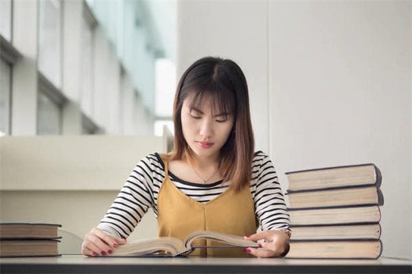 西南航空学费价格表 收费标准是怎样的