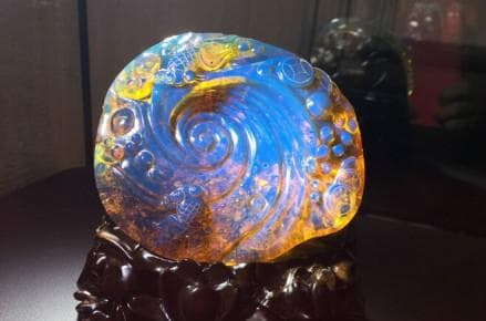 多米尼加蓝珀：琥珀中的稀世珍品