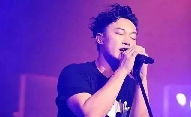 陈奕迅《苦瓜》：黄伟文作词，以苦瓜为喻的人生感悟之作