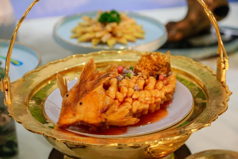 淮扬菜：江苏美食的瑰宝-10道经典淮扬菜的做法与详解