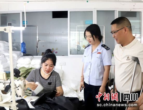 四川税务助残疾人就业创业成就精彩人生