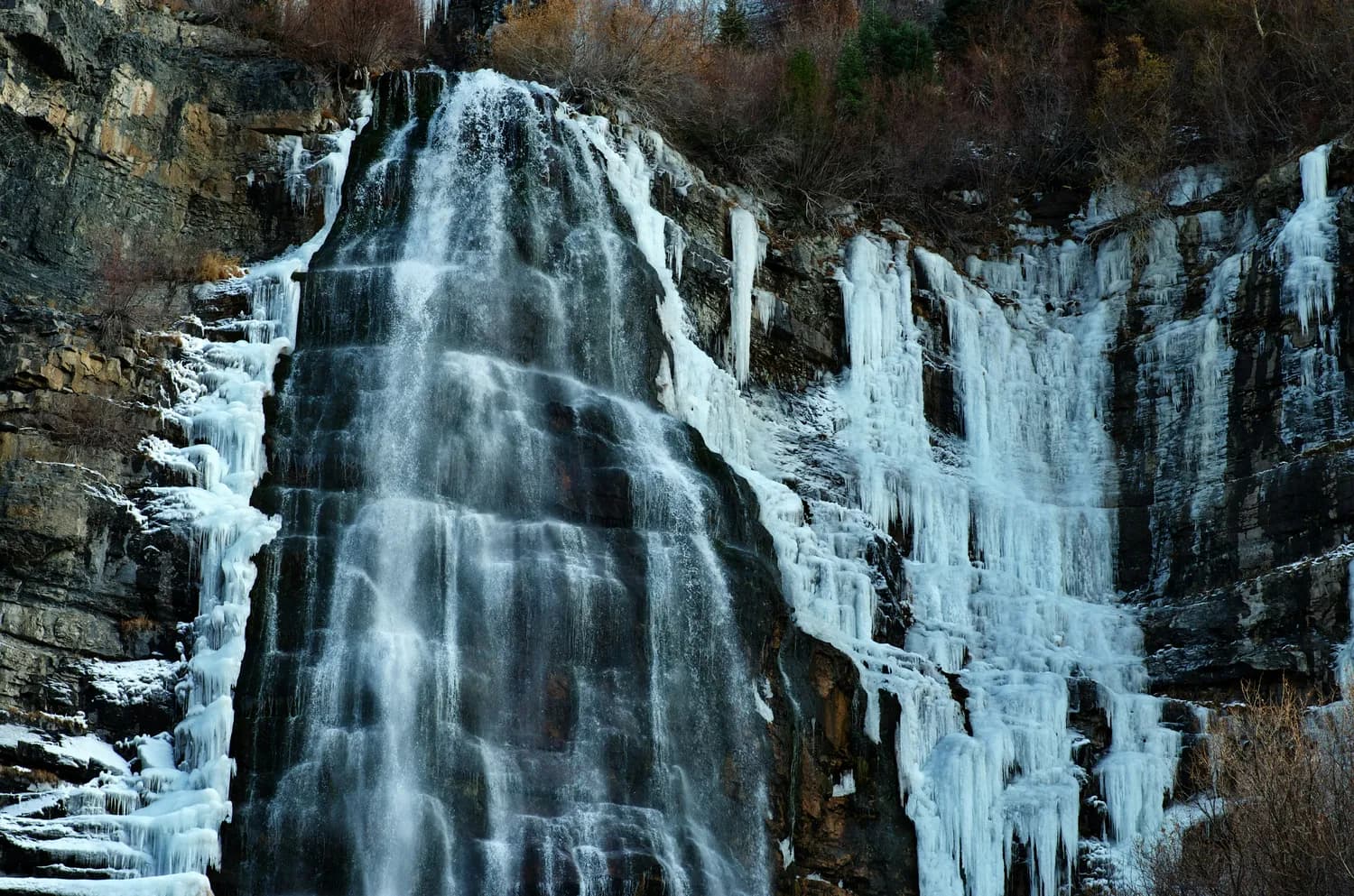 秋冬旅游打卡：临汾壶口瀑布和云丘山