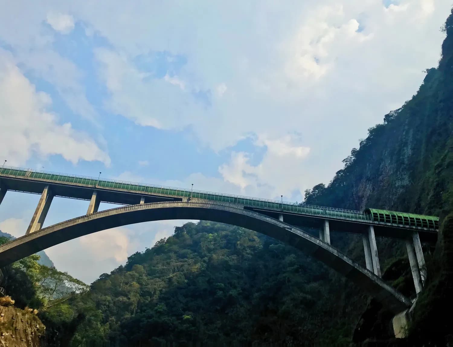 武汉到神农架旅游攻略：三天两晚深度游