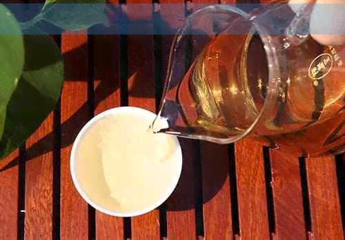 普洱茶与白茶：哪种更适合做助眠的“晚安茶”？