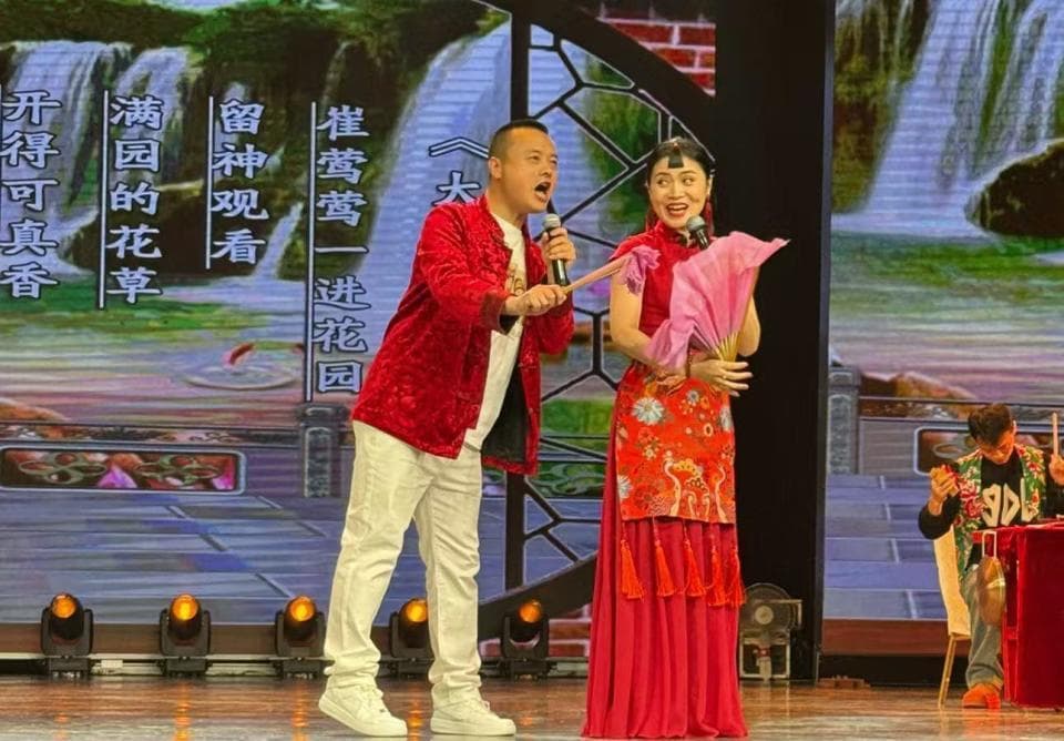 铁岭：二人转艺术的蜕变与传承