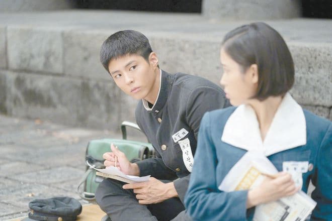 细腻解构时代记忆，深入挖掘现实议题，韩国年代剧迎来新爆款