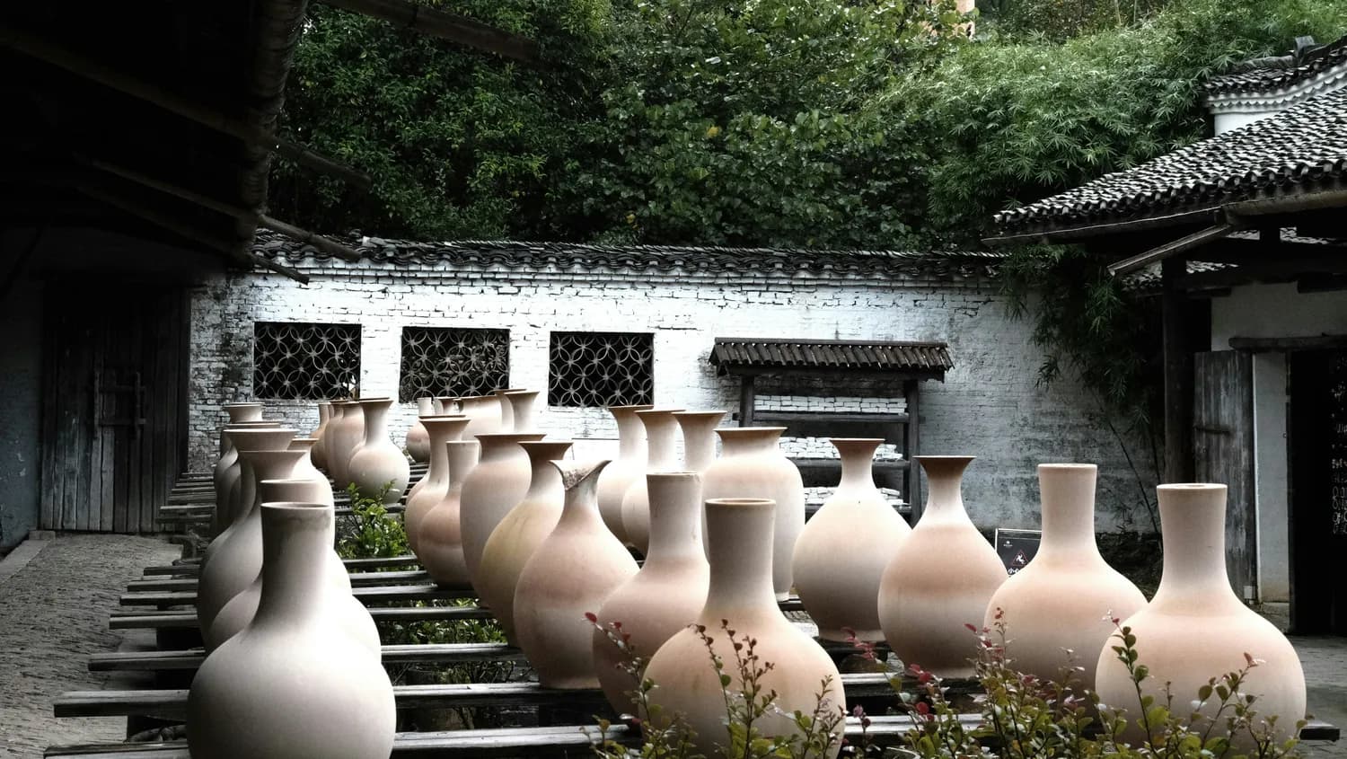 景德镇：千年窑火再燃，陶瓷文化惊艳世界