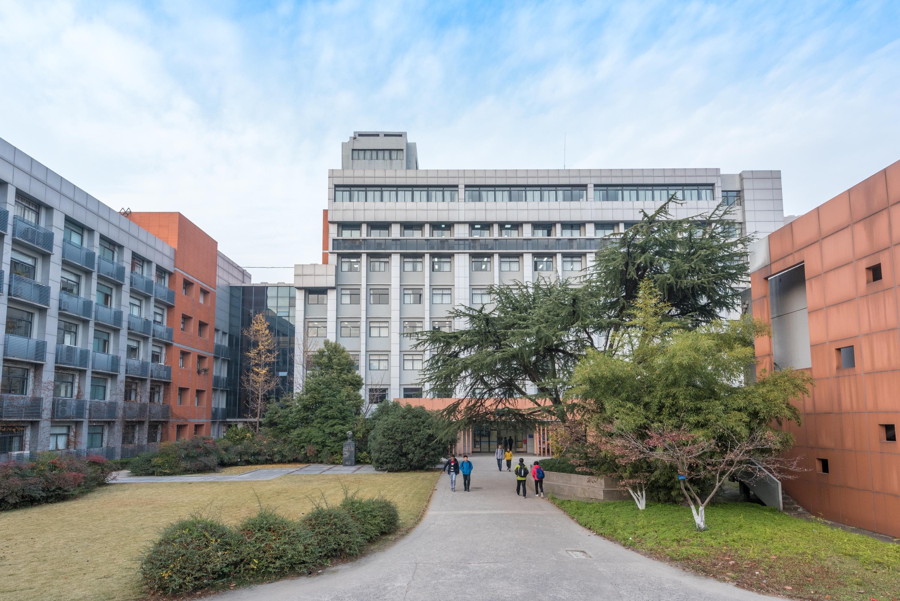 医学影像学专业全国大学排名一览表（2025年最新30强）