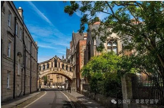 2025英国留学必知：本土最认可的10所大学，比QS排名更具参考性