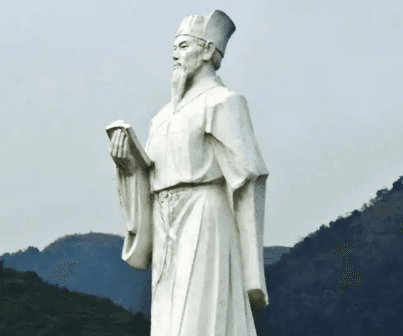 谢灵运诗歌风格解析：山水意境与豪放派特质