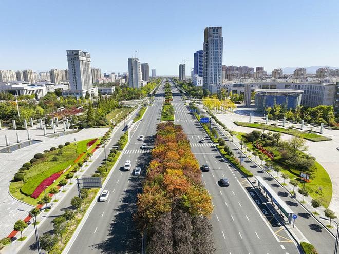 郊区房价虽然便宜，但是买房时距离市中心，最好不要超过30公里