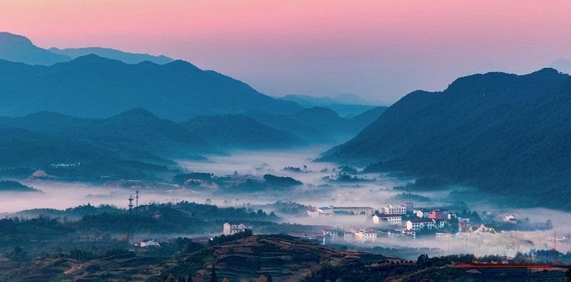 天姥山：云霓海日或可睹