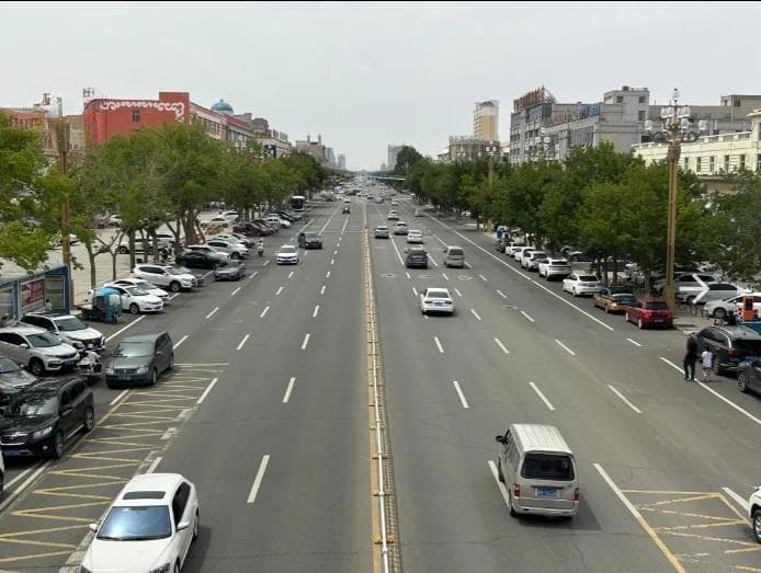 锡林浩特市拓宽道路17670平方米 着力提升路网通行效率