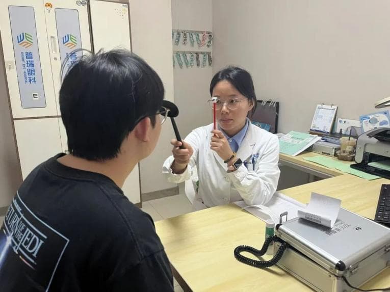 儿童斜视一定要手术治疗吗？全面解析斜视的治疗方式