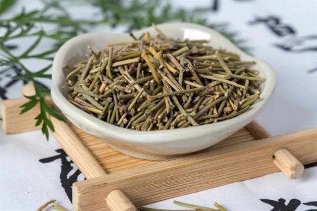 同为解表药，麻黄汤与桂枝汤有何区别？